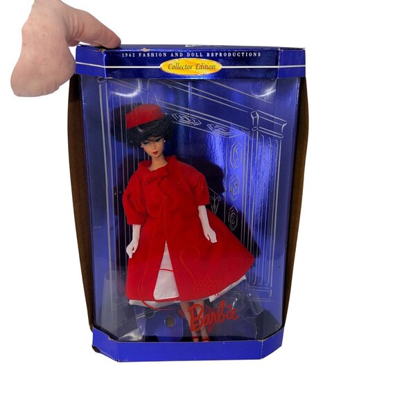 1995 Silken Flame Barbie Doll #18448 Collector Edition 1962 Reproduction Vintage - Picture 9 of 9